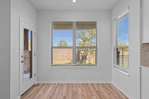 Tiny photo for 2200 Cornfield DR, Pflugerville, TX 78660 (MLS # 4375183)