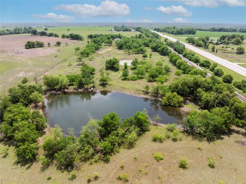 2901 S Main ST Taylor TX 76574