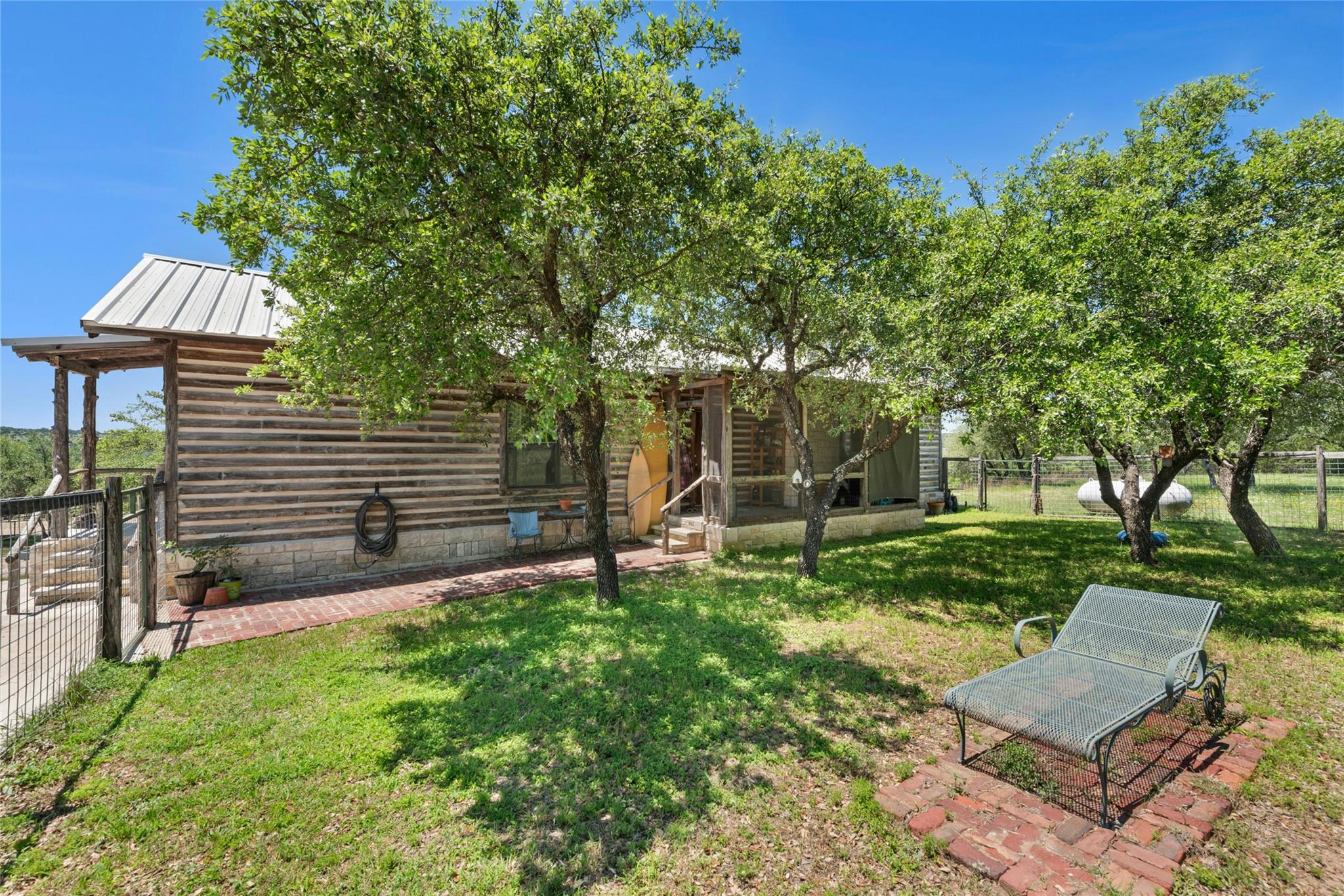 496 Middleton RD