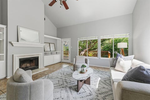 Photo of 2402 Sparrow DR, Round Rock, TX 78681 (MLS # 8379267)