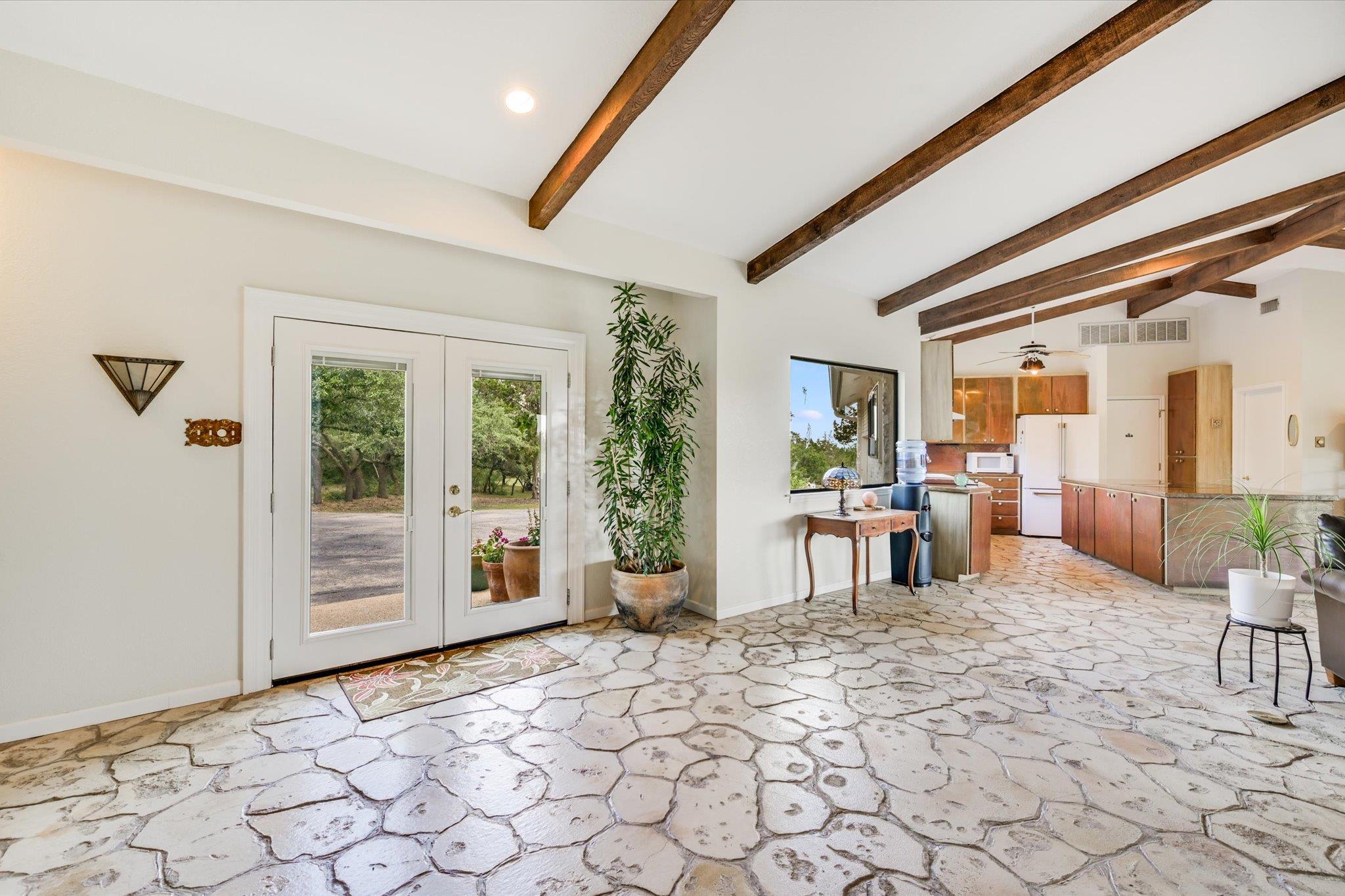 14140 Sawyer Ranch RD