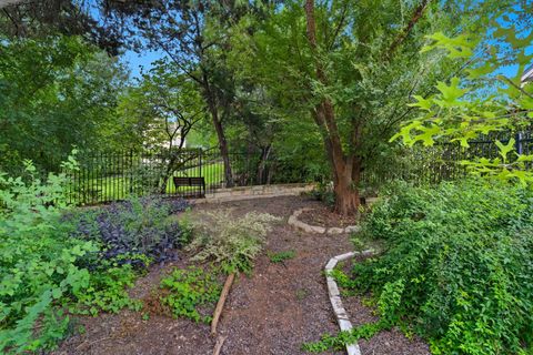 Tiny photo for 201 Nautilus Ave, Lakeway, TX 78738 (MLS # 2677721)