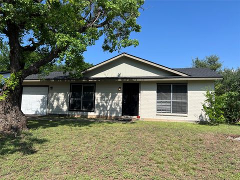2202 Dove Springs DR Austin TX 78744