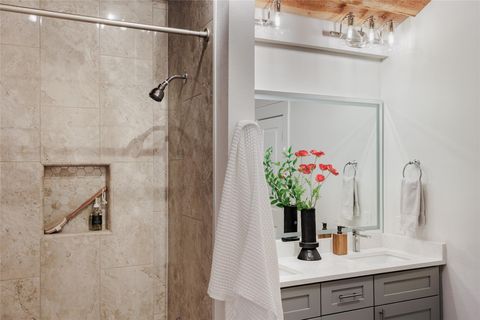 Tiny photo for 1315 Comal ST, Austin, TX 78702 (MLS # 9129838)