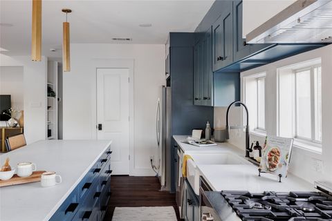 Tiny photo for 1315 Comal ST, Austin, TX 78702 (MLS # 9129838)