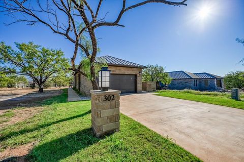 302 Parallel CIR Horseshoe Bay TX 78657