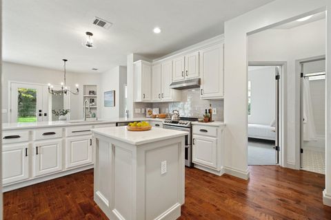 Tiny photo for 11804 Watercrest CT, Austin, TX 78738 (MLS # 3314503)