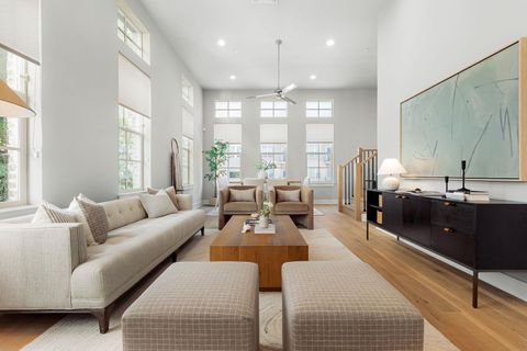 Tiny photo for 1215 Shore District DR, Austin, TX 78741 (MLS # 6883220)