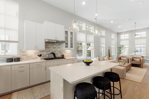 Tiny photo for 1215 Shore District DR, Austin, TX 78741 (MLS # 6883220)
