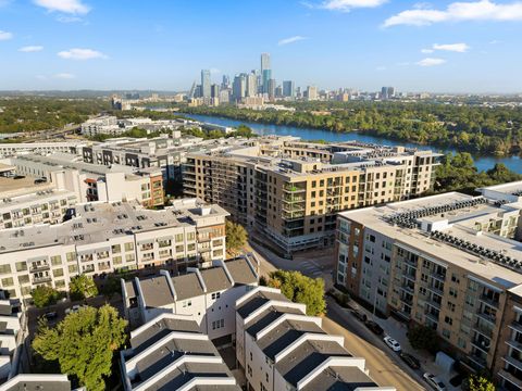 Tiny photo for 1215 Shore District DR, Austin, TX 78741 (MLS # 6883220)