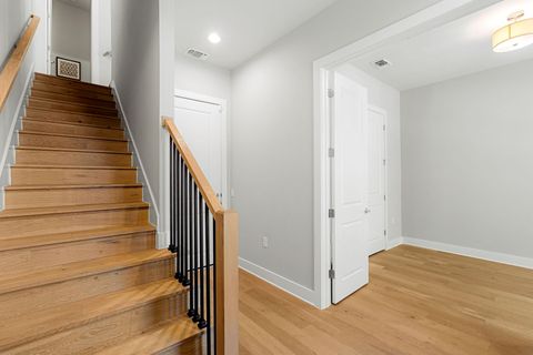 Tiny photo for 1215 Shore District DR, Austin, TX 78741 (MLS # 6883220)