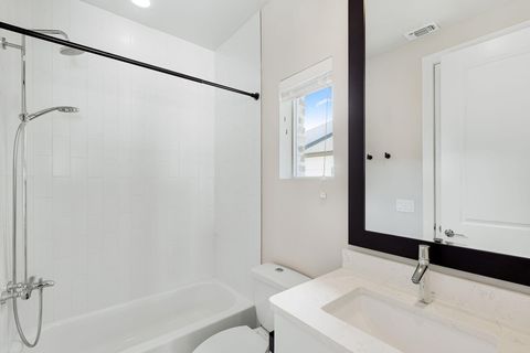 Tiny photo for 1215 Shore District DR, Austin, TX 78741 (MLS # 6883220)