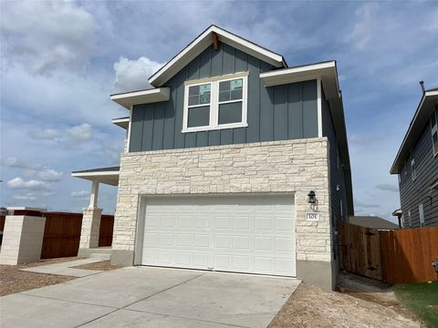 101 Clover BND Liberty Hill TX 78642