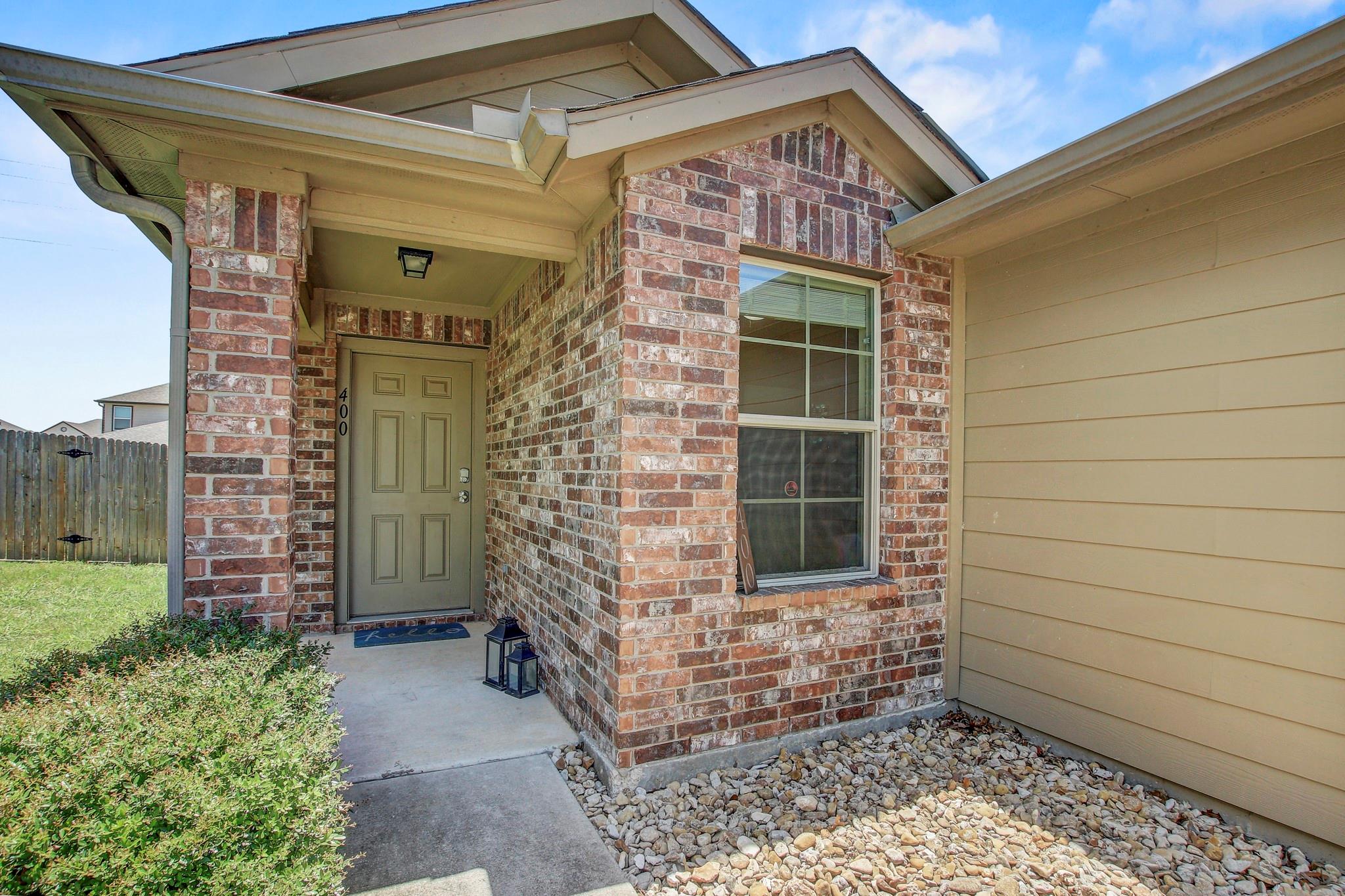 400 Pinnacle DR