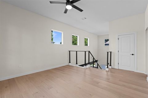 Tiny photo for 3613 Munson ST, Austin, TX 78721 (MLS # 4641557)