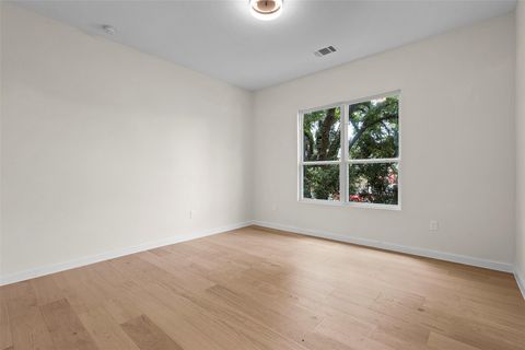 Tiny photo for 3613 Munson ST, Austin, TX 78721 (MLS # 4641557)