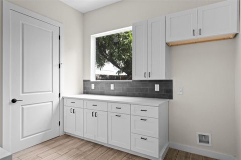 Tiny photo for 3613 Munson ST, Austin, TX 78721 (MLS # 4641557)