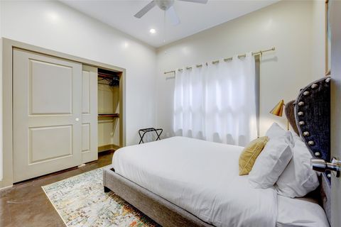 Tiny photo for 602 W N Loop BLVD, Austin, TX 78751 (MLS # 1314701)