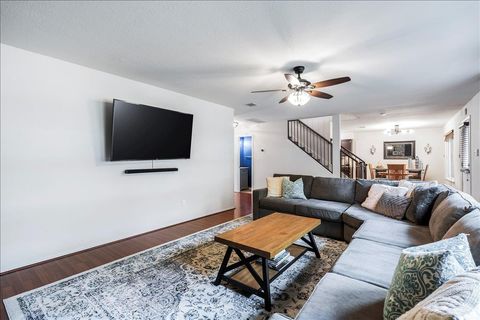 Tiny photo for 15430 Ecorio DR, Austin, TX 78728 (MLS # 9280577)