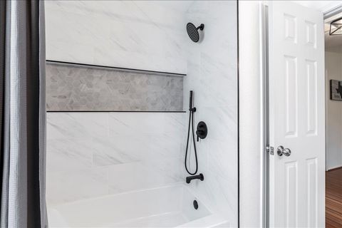 Tiny photo for 15430 Ecorio DR, Austin, TX 78728 (MLS # 9280577)