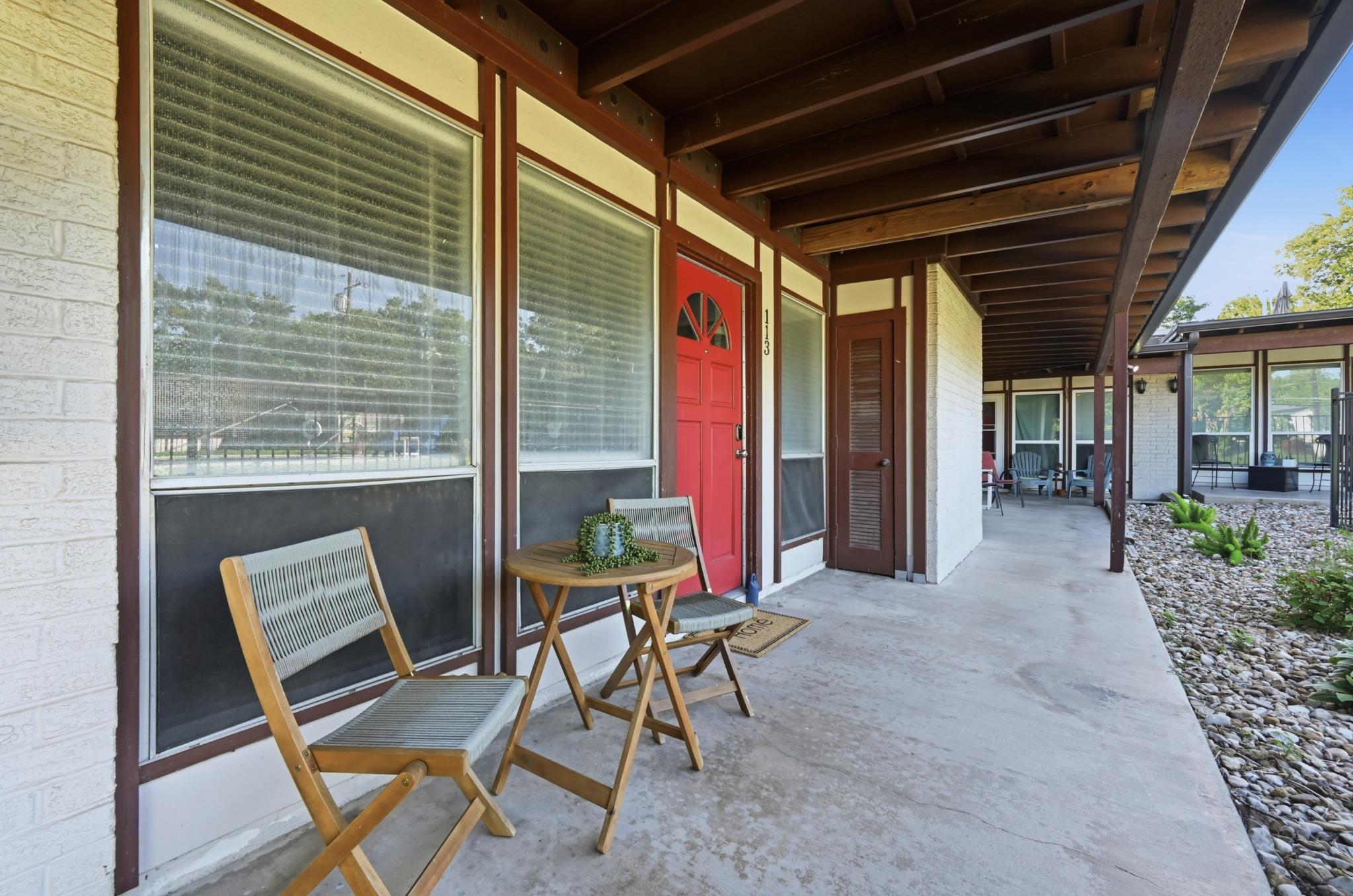 5601 Woodrow Ave 3-113