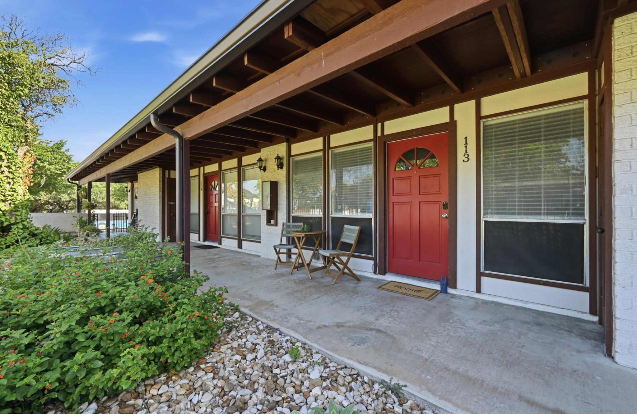 5601 Woodrow Ave 3-113