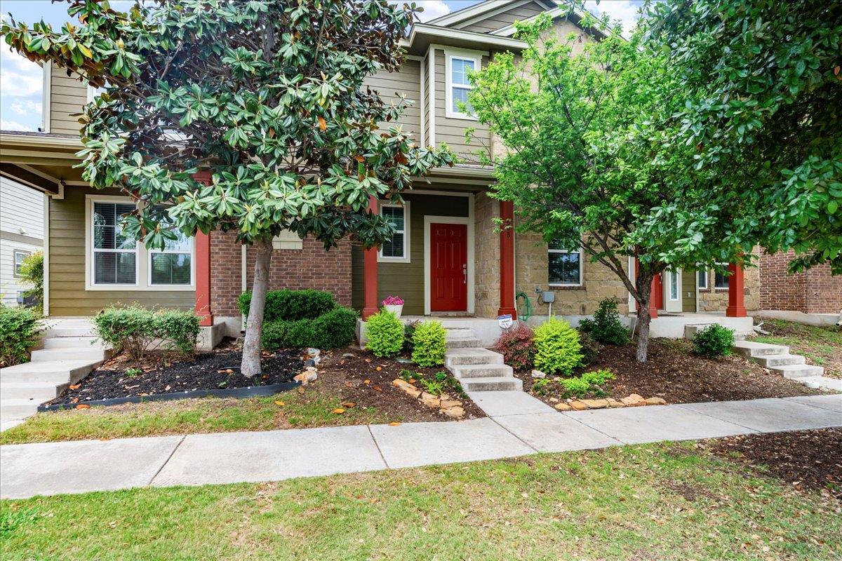 608 Lookout Tree LN