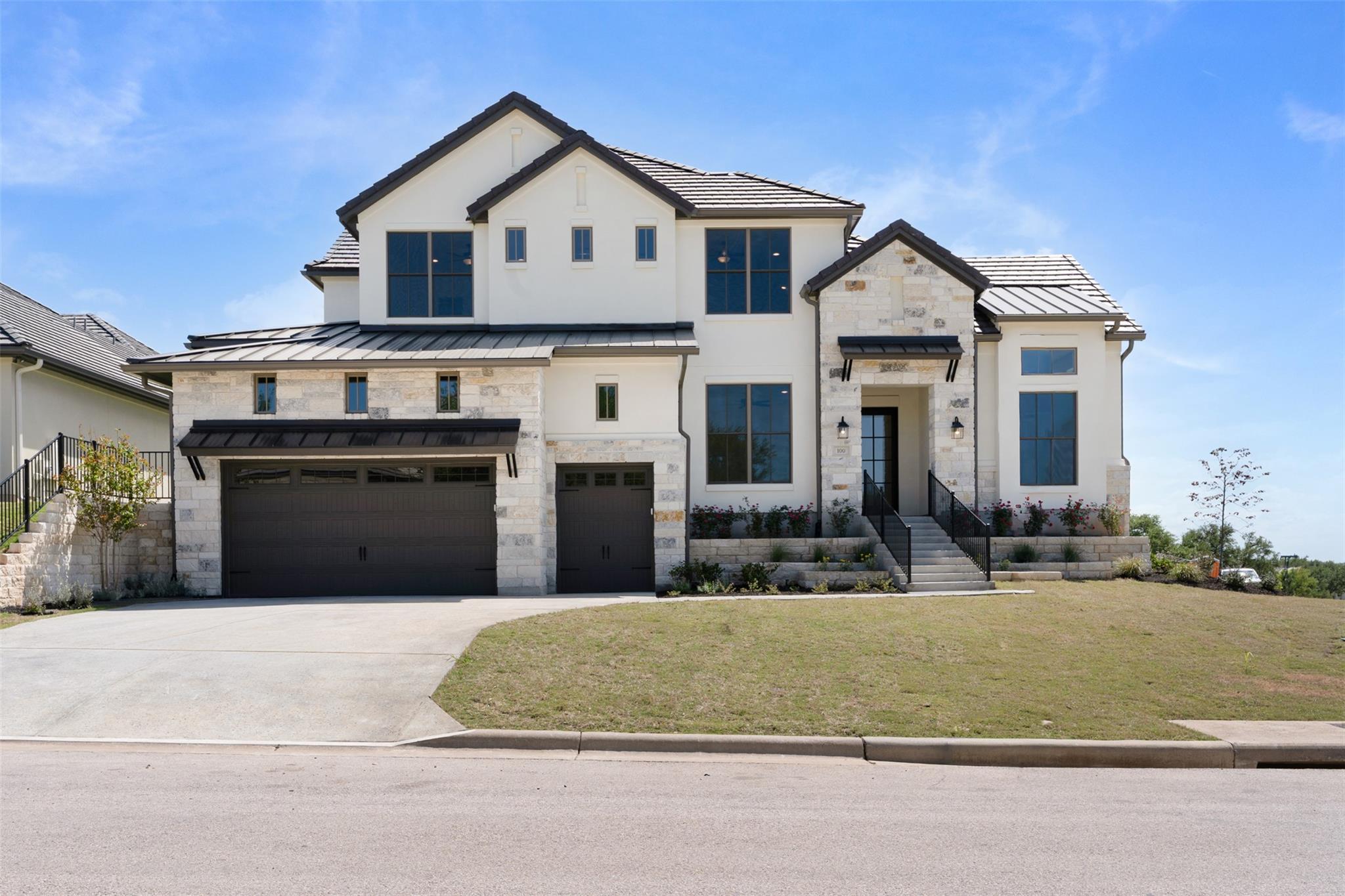 100 Sunny Bell CT