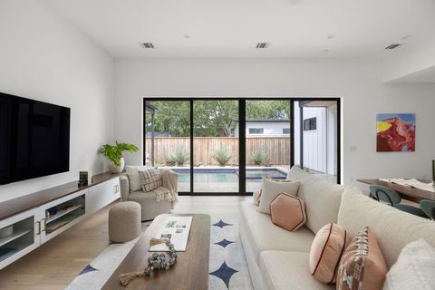 Photo of 1911 Piedmont Ave, Austin, TX 78757 (MLS # 9779581)