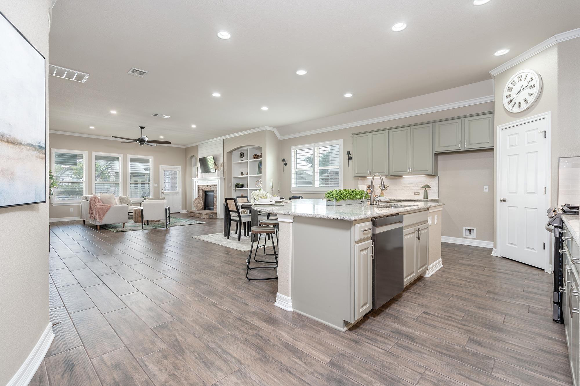 1244 Naranjo DR