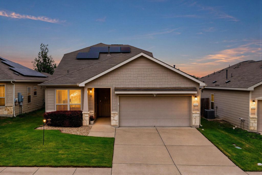 Photo of 6905 Vail Ridge ST, Austin, TX 78744 (MLS # 9414301)
