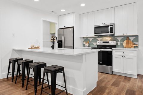 Tiny photo for 1504 Allen RD #C, Austin, TX 78746 (MLS # 8875932)