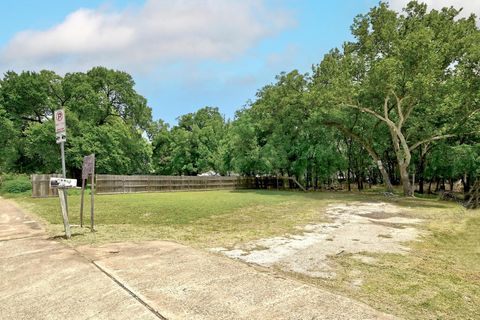 Photo of 504 W Elliott ST, Austin, TX 78753 (MLS # 7884591)