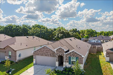 408 St Thomas ST Lockhart TX 78644