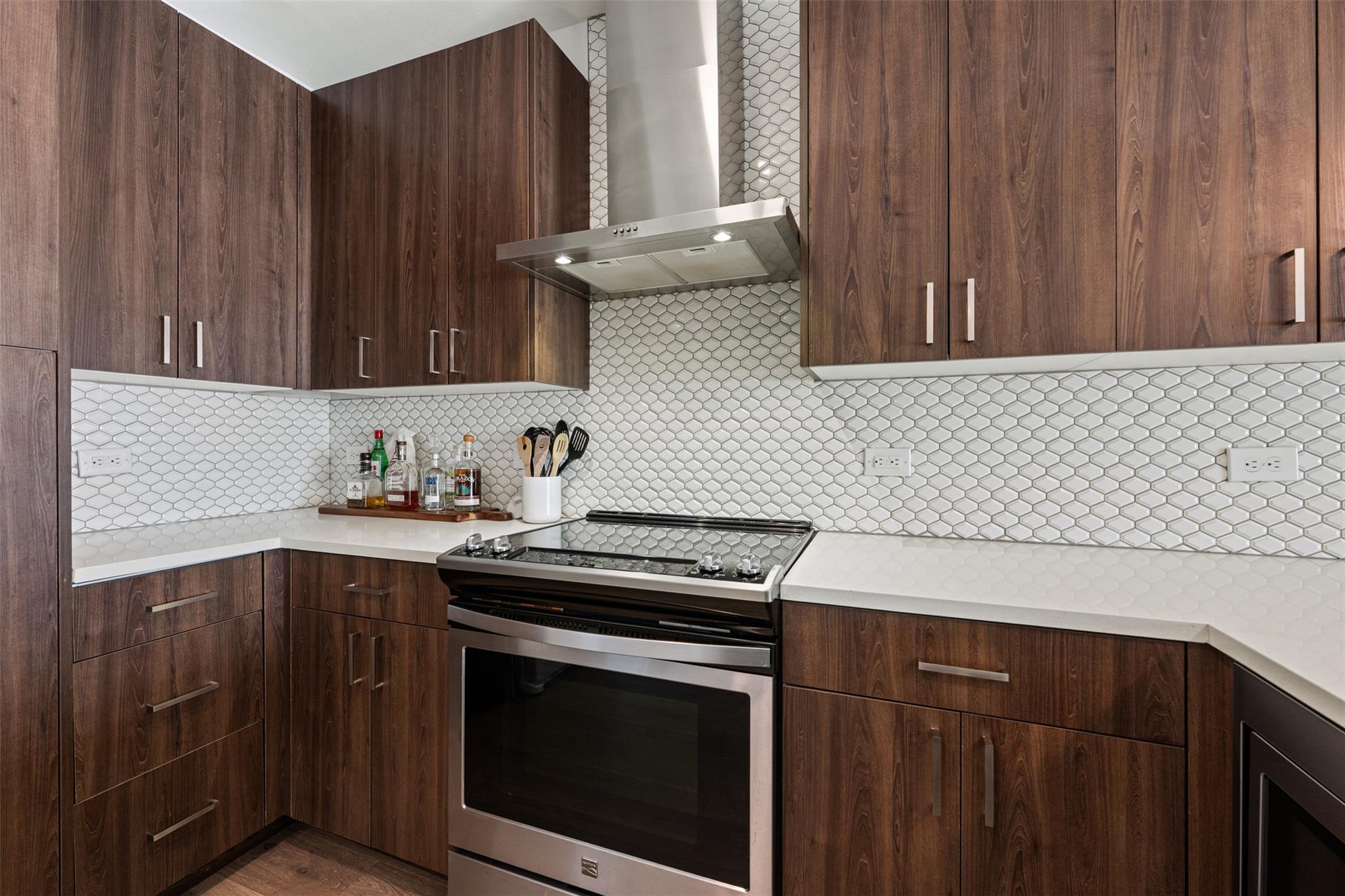 2213 Poquito ST 311