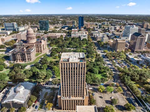 Tiny photo for 1122 Colorado ST #1202, Austin, TX 78701 (MLS # 7566765)