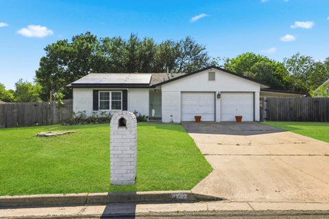 Photo of 7106 Moat CV, Austin, TX 78745 (MLS # 5106766)