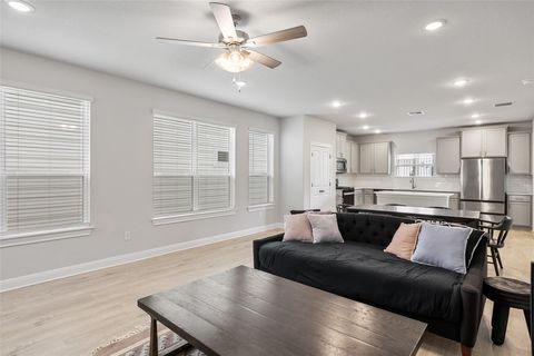Tiny photo for 1012 Legend Milton LN, Austin, TX 78748 (MLS # 5835819)