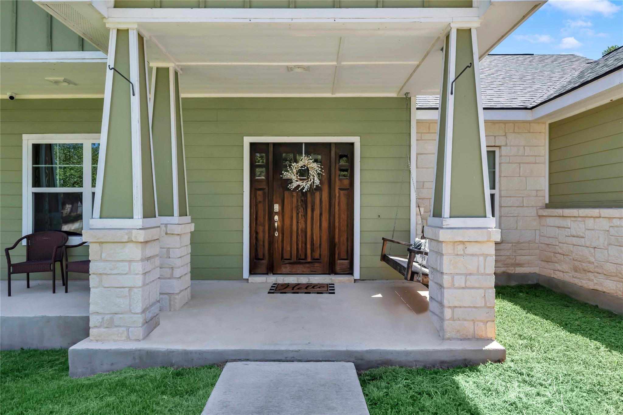 113 Winding Oak DR