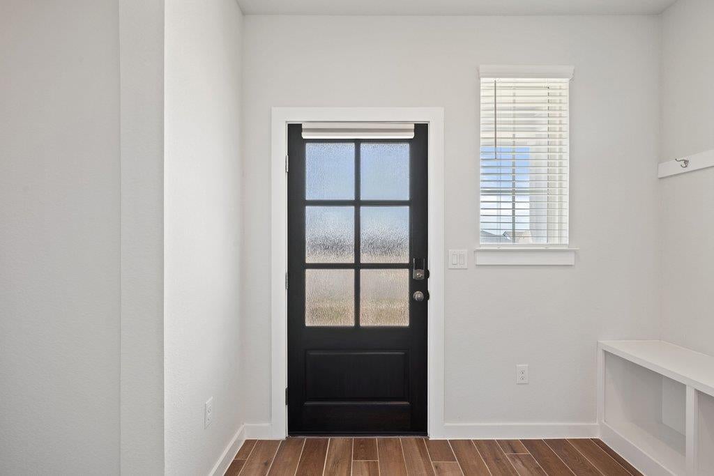 368 Banff DR