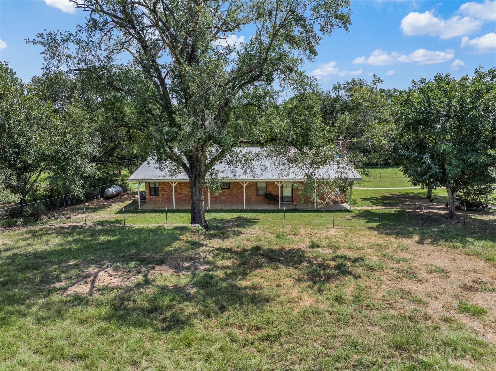 1306 County Road 406