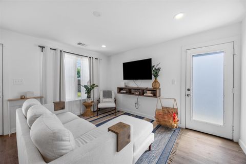 Tiny photo for 6306 Arnold DR #1, Austin, TX 78723 (MLS # 3941281)