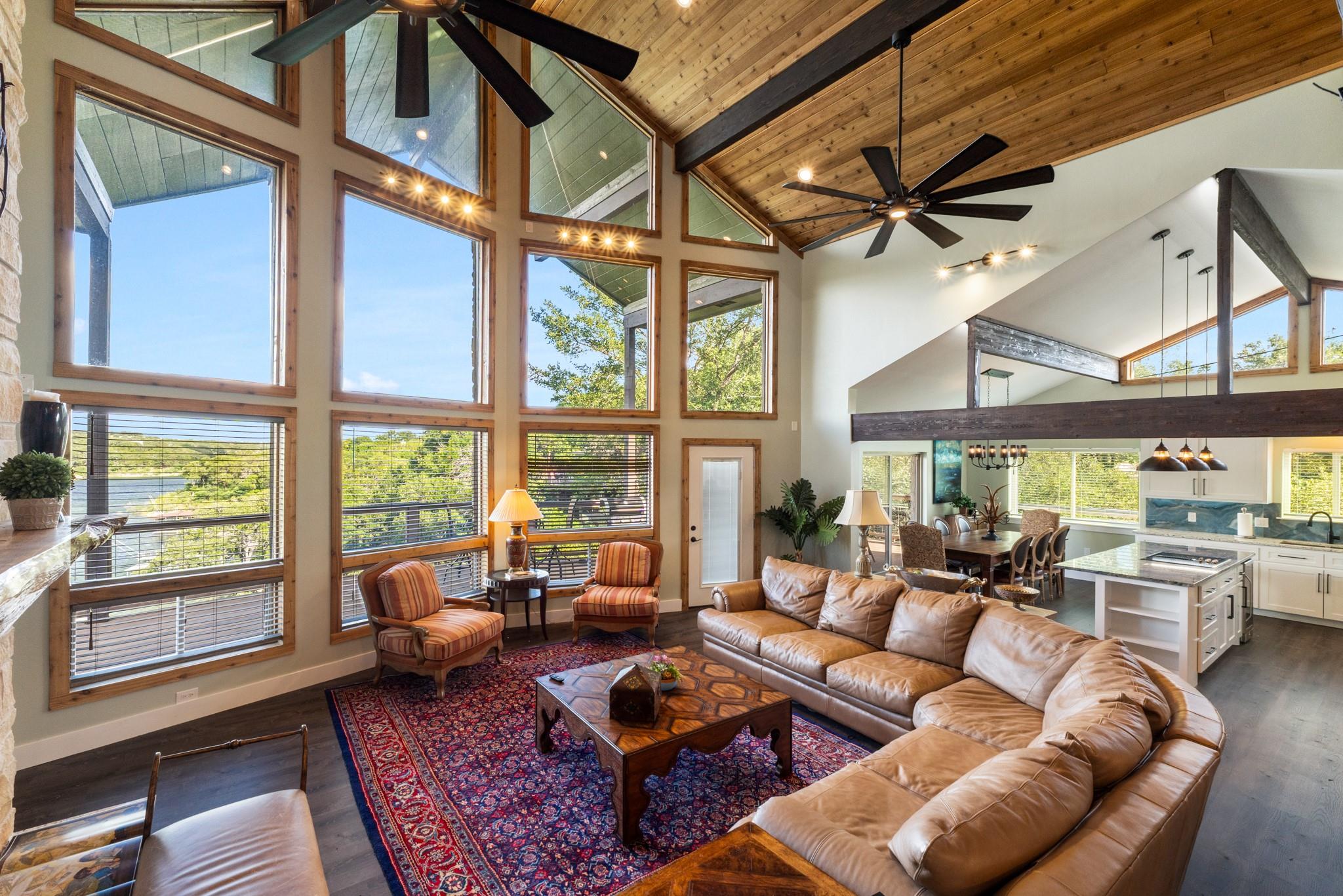 3609 Peninsular DR