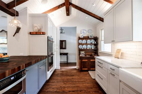 Tiny photo for 4801 Balcones DR, Austin, TX 78731 (MLS # 3653626)