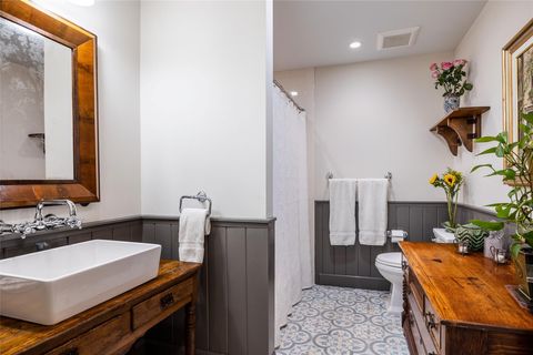 Tiny photo for 4801 Balcones DR, Austin, TX 78731 (MLS # 3653626)