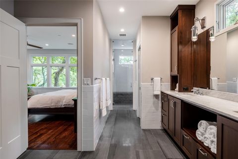 Tiny photo for 4801 Balcones DR, Austin, TX 78731 (MLS # 3653626)