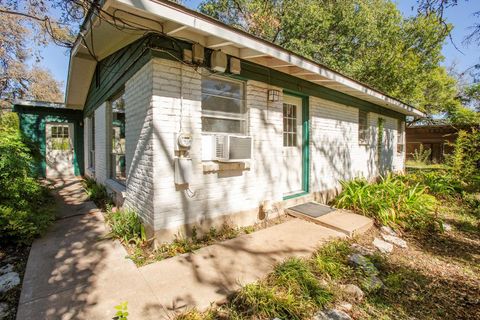 Tiny photo for 7607 Forest Wood RD, Austin, TX 78745 (MLS # 7196304)