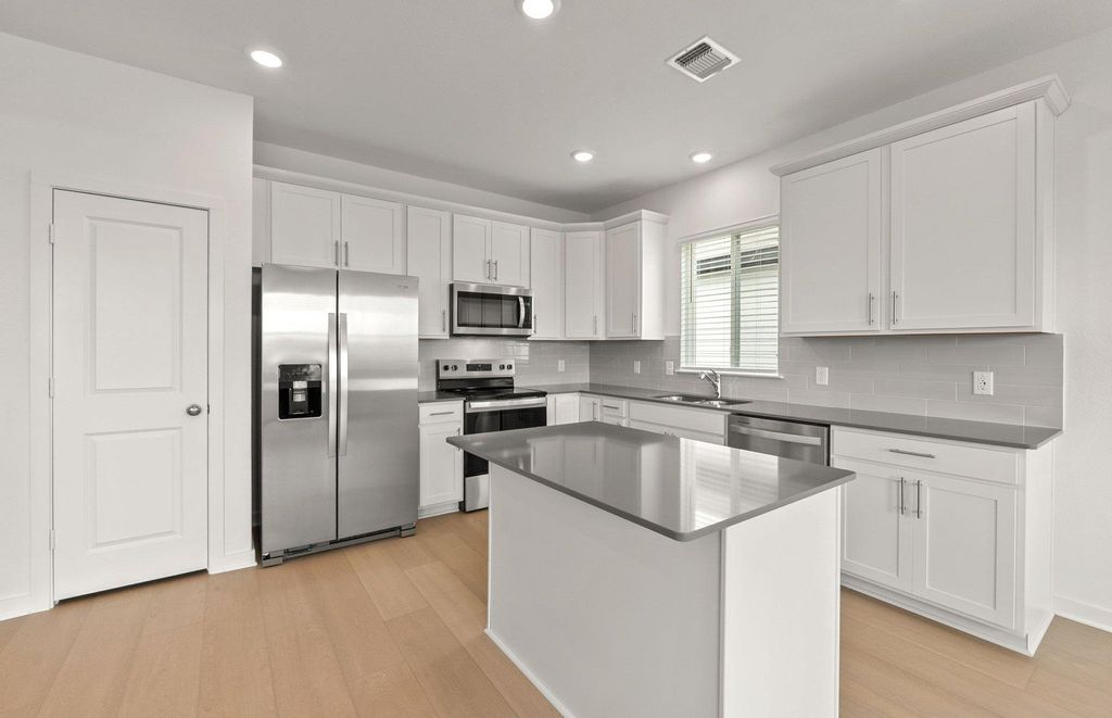 Photo of 808 Cardenas ST, San Marcos, TX 78666 (MLS # 7121325)