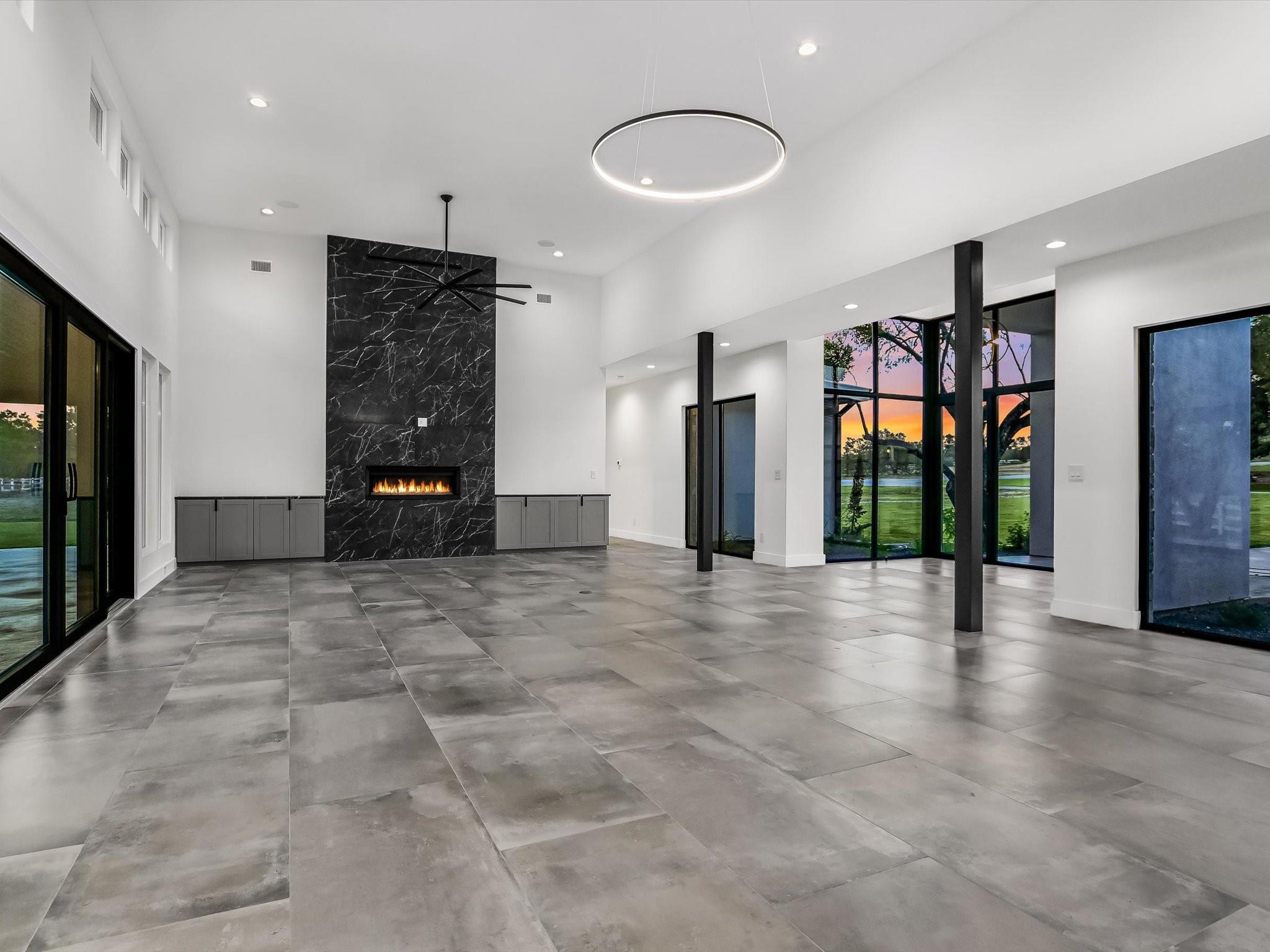 172 Westgate LOOP