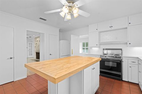 Tiny photo for 2606 Westover RD, Austin, TX 78703 (MLS # 8263332)